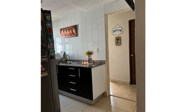 ARRAIJAN / RES. COLINAS DEL OESTE / 385M2 / 3 HABITACION / 1 OFICINA