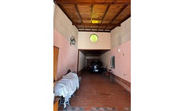 VENTA CASA APTA CREDITO HIPOTECARIO SOBRE CALLE LINIERS 612