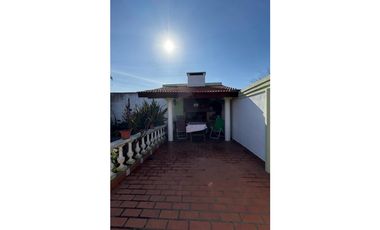 VENTA CASA APTA CREDITO HIPOTECARIO SOBRE CALLE LINIERS 612