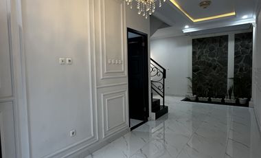 Rumah Mewah 1 M an dalam Townhouse Jagakarsa Jakarta selatan