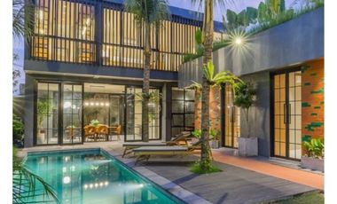 BRAND NEW VILLA DI ULUWATU