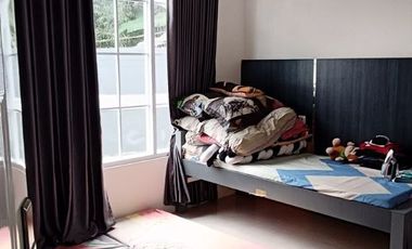 Rumah Mewah Kota Sukabumi 3 Lt, Kolam Renang + Bonus Tanah Kosong