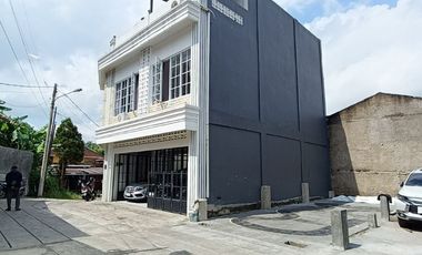 Rumah Mewah Kota Sukabumi 3 Lt, Kolam Renang + Bonus Tanah Kosong