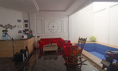 Rumah Mewah Kota Sukabumi 3 Lt, Kolam Renang + Bonus Tanah Kosong