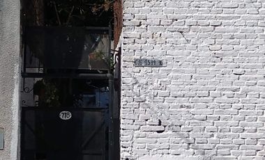 Lote en venta con tres PH a reciclar, Villa Lynch