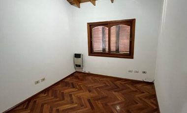 Chalet en alquiler en El Carmencito