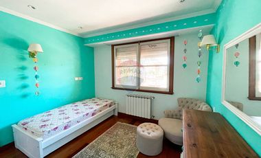 CASA 6 AMBIENTES EN VENTA BERNAL PISC/COCH/QUINCHO