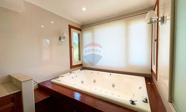 CASA 6 AMBIENTES EN VENTA BERNAL PISC/COCH/QUINCHO