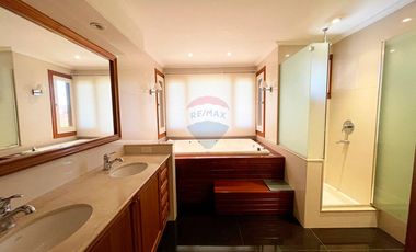 CASA 6 AMBIENTES EN VENTA BERNAL PISC/COCH/QUINCHO