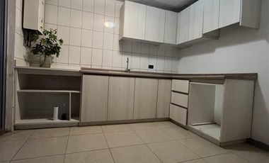 Casa en Venta en Avenida Rio Claro con Cipreses