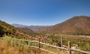 Casa en Venta en Alto de Olmué