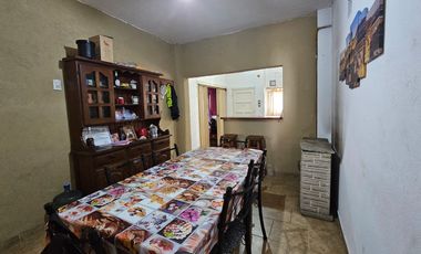 VENTA CASA 5 AMBIENTES RAMOS MEJIA LOTE PROPIO
