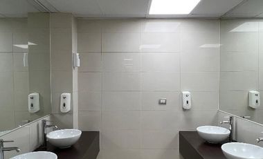 Oficina en Arriendo en Bandera 260