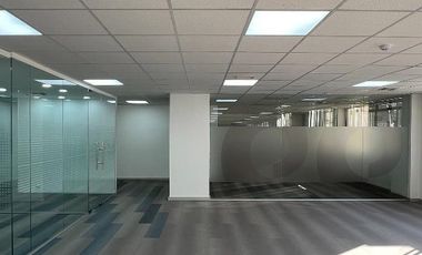 Oficina en Arriendo en Bandera 260