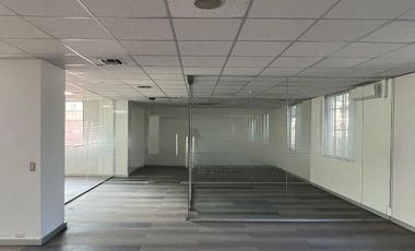 Oficina en Arriendo en Bandera 260