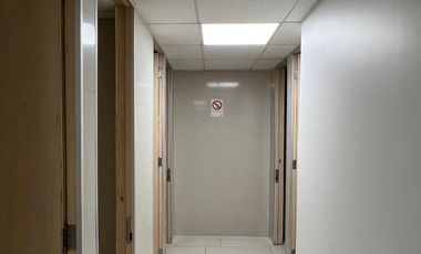 Oficina en Arriendo en Bandera 260