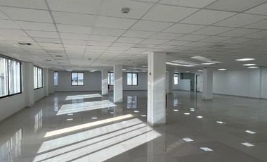 Oficina en Arriendo en Bandera 260