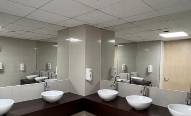 Oficina en Arriendo en Bandera 260