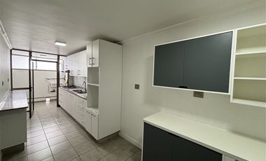 Departamento en Arriendo en Edificio Bellaterra