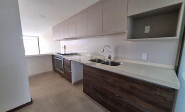 Casa en Renta, Calimaya, Lomas Virreyes, descubre la elegancia y confort ¡tu nuevo hogar te espera!