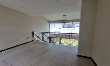 Casa en Renta, Calimaya, Lomas Virreyes, descubre la elegancia y confort ¡tu nuevo hogar te espera!
