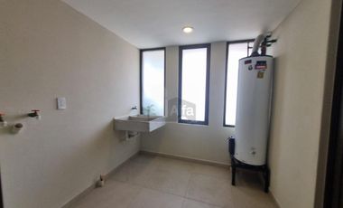 Casa en Renta, Calimaya, Lomas Virreyes, descubre la elegancia y confort ¡tu nuevo hogar te espera!