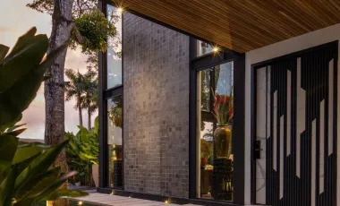 5 Bedroom Villa for sale in Kerobokan, Bali