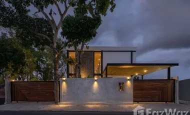 5 Bedroom Villa for sale in Kerobokan, Bali