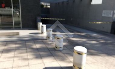Oficina en Arriendo en Barrio Suecia/ Tobalaba/ Edificio Conexión