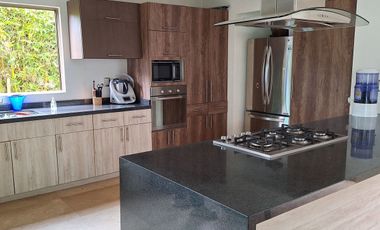 Casa en renta en Puebla en Lomas de Angelipolis II  parque  Plata