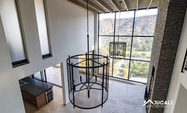 Casa en venta con alberca con vista campo de golf en Las Cañadas, Zapopan