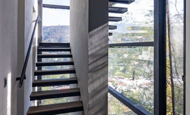 Casa en venta con alberca con vista campo de golf en Las Cañadas, Zapopan