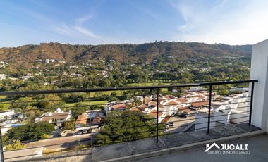 Casa en venta con alberca con vista campo de golf en Las Cañadas, Zapopan