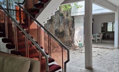 Jual Cepat Rumah 2 lantai,depan jalan 3 mobil, SHM 424 m2 , Tomang