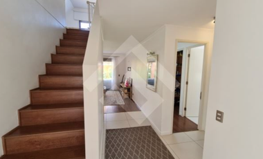 Casa en Arriendo en Camino la Cumbre
