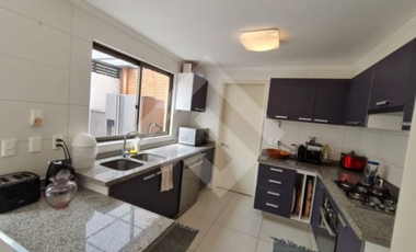 Casa en Arriendo en Camino la Cumbre