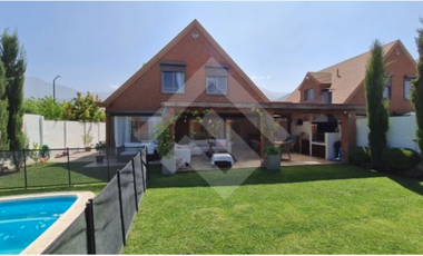 Casa en Arriendo en Camino la Cumbre