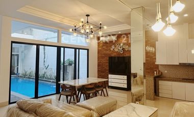 Hunian Nyaman & Luas Dengan Rooftop Di Menteng