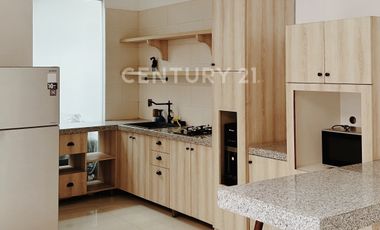 Hunian Nyaman & Luas Dengan Rooftop Di Menteng