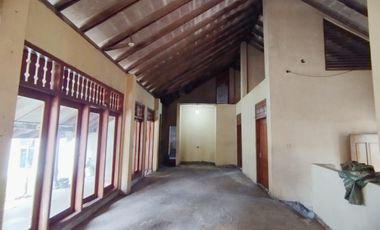 Rumah Murah Luas Tengah Kota Solo Dekat Ke Syeikh Zayed