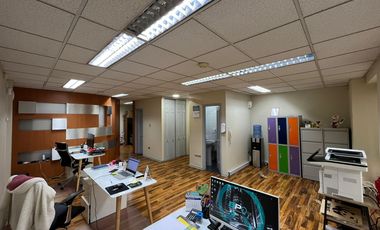 OFICINA PLANTA LIBRE, CON 1 PRIVADO Y 2 BAÑOS EN VALPARAÍSO