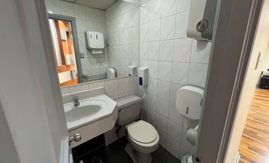 OFICINA PLANTA LIBRE, CON 1 PRIVADO Y 2 BAÑOS EN VALPARAÍSO