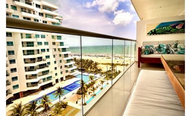 Apartamento turístico con amplio balcón con vista al mar y atardeceres