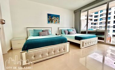 Apartamento turístico con amplio balcón con vista al mar y atardeceres