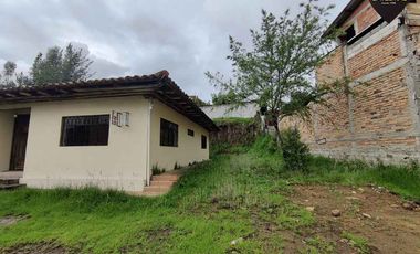Terreno de venta en primero de Mayo, redondel escuela pasos – código:21647