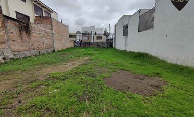 Terreno de venta en primero de Mayo, redondel escuela pasos – código:21647