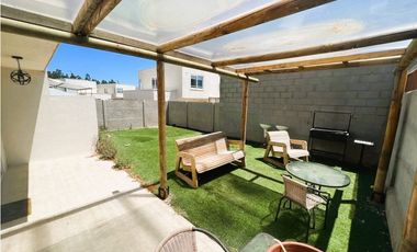 ARRIENDO CASA DE 4 DORMITORIOS BOSQUE REAL 5