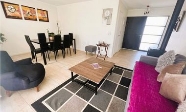 ARRIENDO CASA DE 4 DORMITORIOS BOSQUE REAL 5