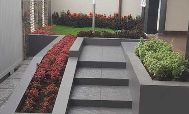 JUAL RUMAH BARU DUA LANTI DI DKT JLN KAPTEN TENDEAN YOGYA