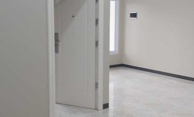 JUAL RUMAH BARU DUA LANTI DI DKT JLN KAPTEN TENDEAN YOGYA